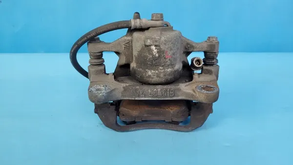Bremszange vorne links Suzuki SWACE 1.8 Hybrid 21r L84613 image 3