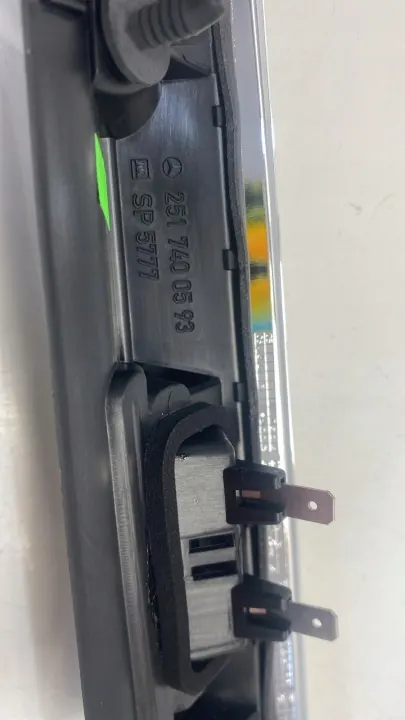 Moldura Portão Traseiro Mercedes R W251 OEM A2517400593 image 10
