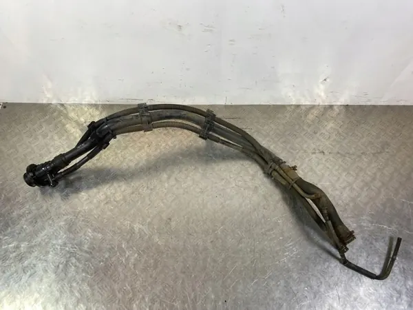 Pescoço de enchimento OEM FOB41685 para SsangYong Musso image 6