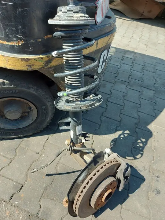 VW TRANSPORTER T6.1 2.0 TDI McPherson Destro 7LA413031E image 2