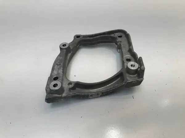 Support de compresseur climatisation OEM 9826641380 Citroen image 3