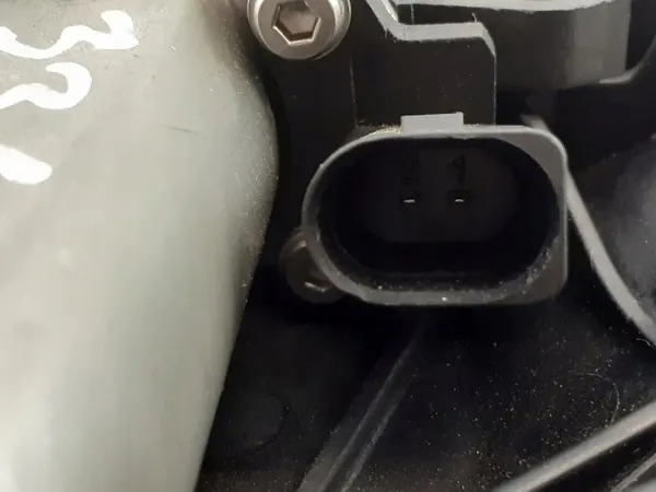 Audi OE Topes de puerta OEM 4F0837003 - Usado image 3