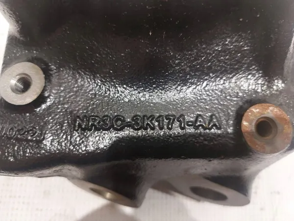 Ford Mustang VI 2021 Vorderradnabe Links NR3C3K171AA image 4