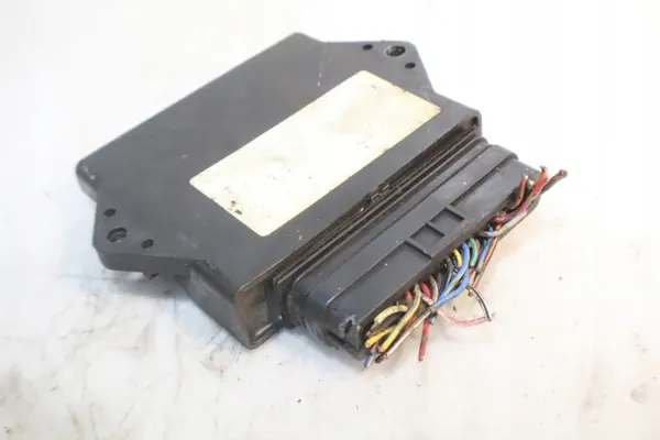Módulo de encendido Yamaha FJR 1300 OEM F8T818 image 3