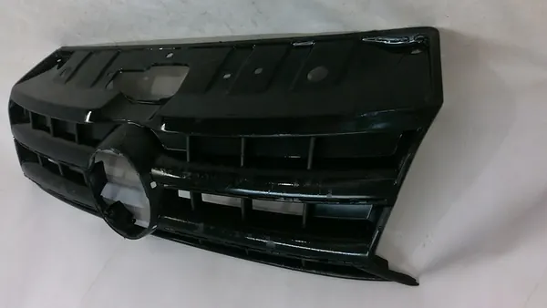 VW Amarok 2H Front Grill Chrome 2HH853653 image 2