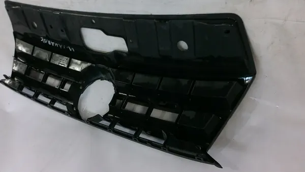 VW Amarok 2H Front Grill Chrome 2HH853653 image 4