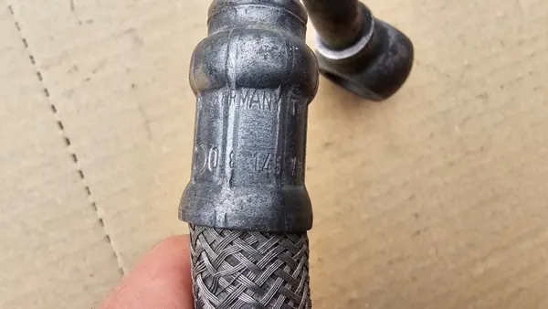 Conduite d'huile turbo OEM 028145736E Sharan Golf 1.9TDI image 5
