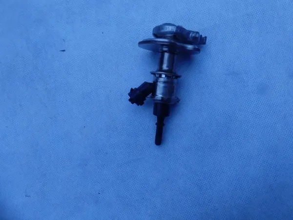 Injecteur AdBlue VW OEM 05L131113Q - État d'occasion image 2