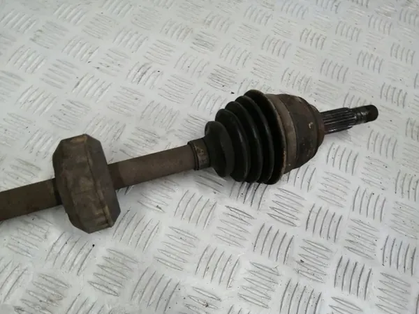 Dacia Logan II Höger Sida 1.5 BLUE DCI image 2