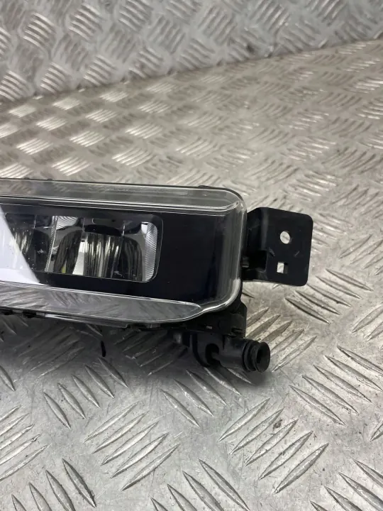 BMW OE 8089980 Halogen Dimljus Höger för 1-serien F40 image 6