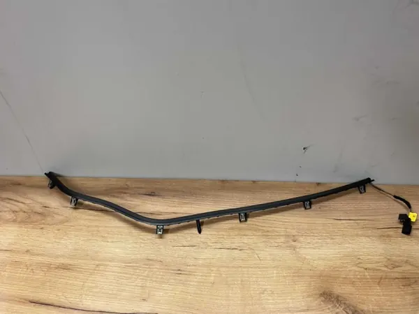 Junta Izquierda Maletero OEM 908237211R Renault Austral image 2