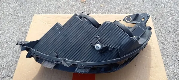 PEUGEOT 208 2008 19- Rechter Koplamp OEM image 9