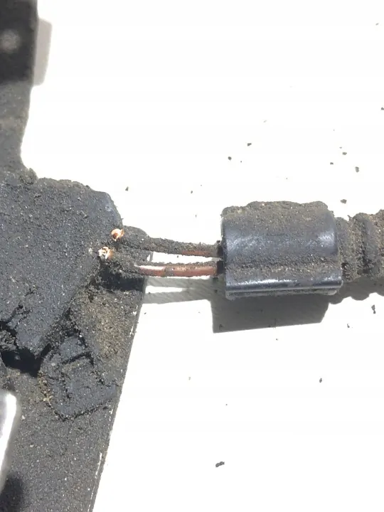Fecho capô VW Tiguan OEM 5N0823509A - Usado image 8