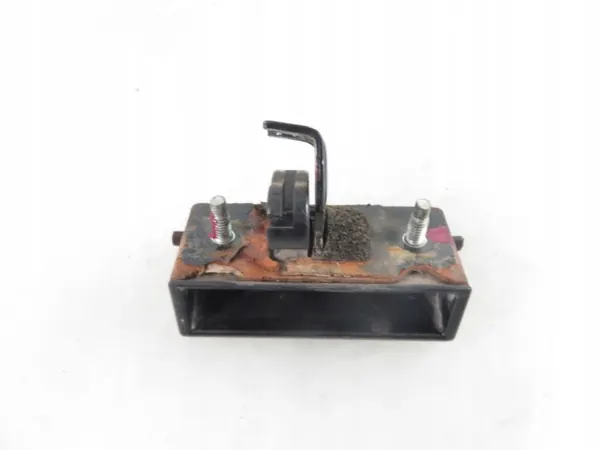 Asa de maletero Honda HR-V OEM M980881 - Usado image 4