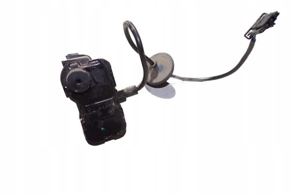 Bränsletanklock VW JETTA MK6 5C6810773H image 3