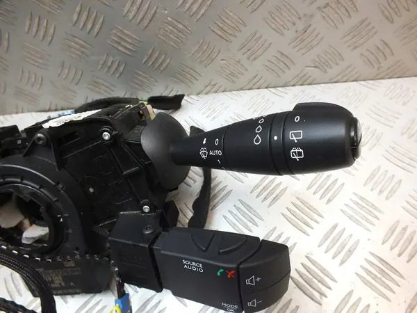 RENAULT CAPTUR I / CLIO IV KOMBINIERTER SCHALTER 255675887R image 5