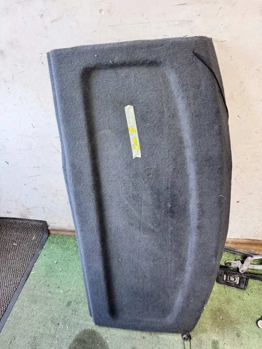 Étagre coffre arrière VW Golf V VI OEM 1K6867769 image 2