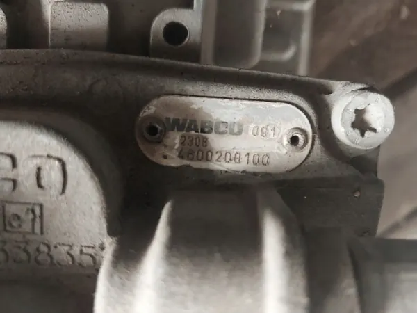 Pääjarruventtiili OEM 4800200100 Iveco Stralis image 3
