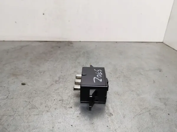 Module Vidéo Nissan 370Z OEM FBZ10450 - Occasion image 3