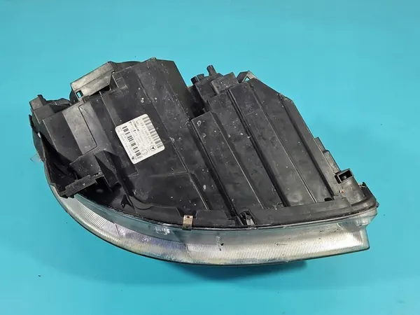 Vasen ajovalaisin Mercedes W245 08-11 image 9