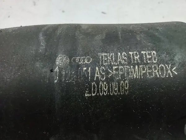 Vesiliitin VW Tiguan 5N 2.0 TDI OEM 5N0122051AS image 3