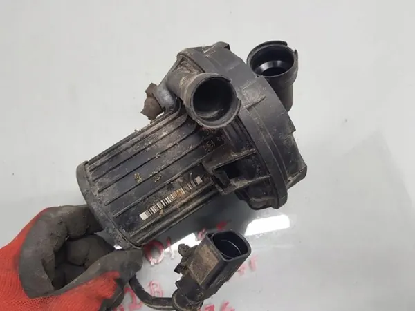 Pompe à air secondaire OEM 079959253 pour Audi S5 8T image 3
