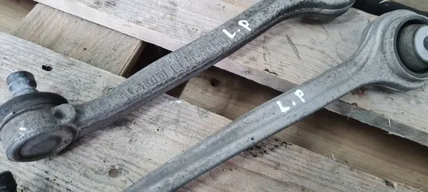 Braccio di controllo superiore Audi A5 8W0407509E image 5