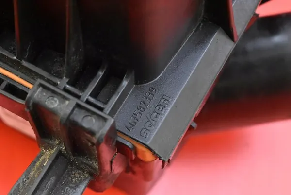 Ilmansuodattimen kotelo Opel Corsa D 1.4 16V 13248906 image 8