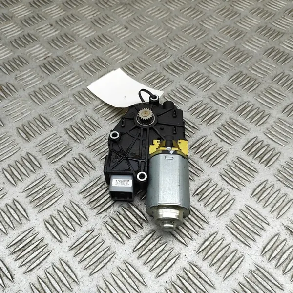 Schiebedachmotor OEM JPLA53508BA für Range Rover Sport II image 4