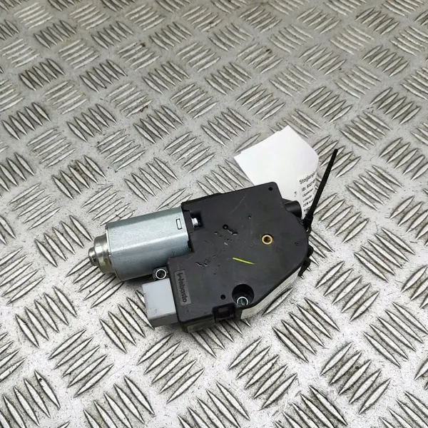 Schiebedachmotor OEM JPLA53508BA für Range Rover Sport II image 5