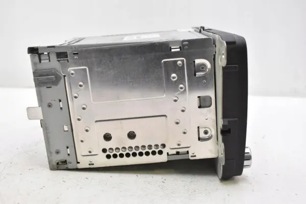 Radio OEM mamAUTO-1055684- CD AUX Navi VW Touran image 4