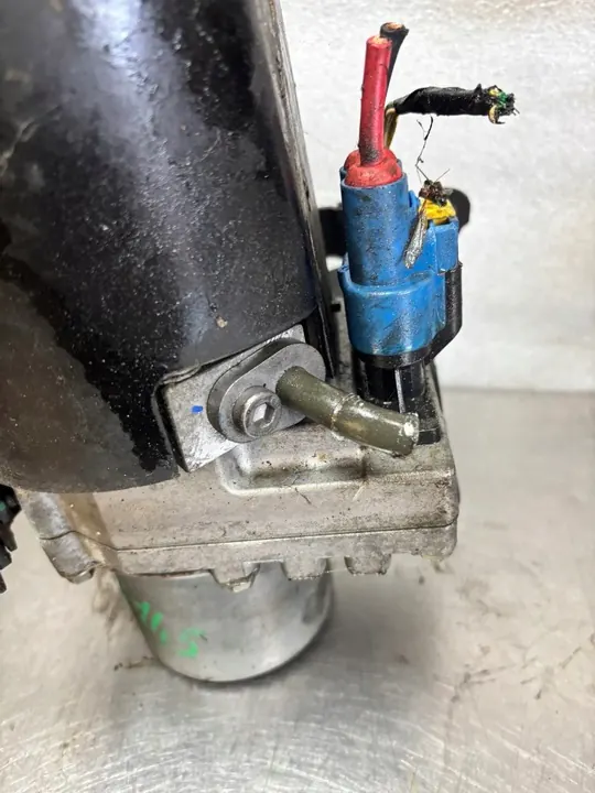 Bomba de direção assistida Renault Laguna III 491109313R image 2