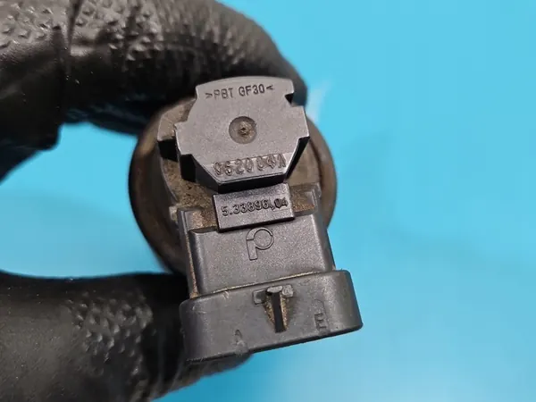 EGR-venttiili Opel Astra III H 1.6 16V PIERBURG image 5