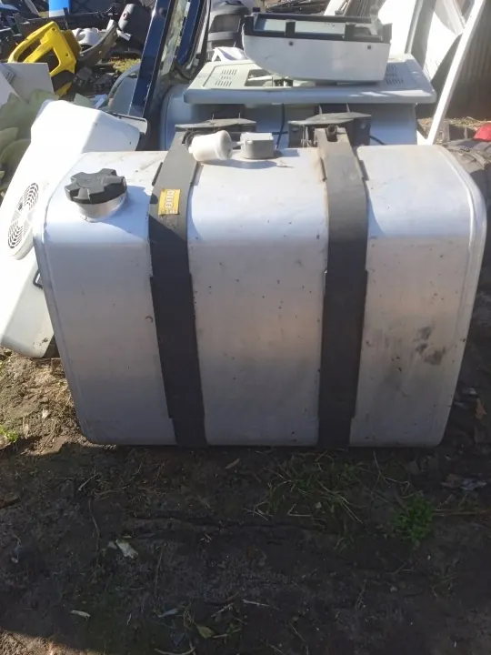 Réservoir Volvo OEM 21516446 - Complet d'occasion image 2