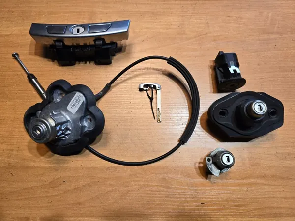 Kit de Serrure Porte BMW 7 F01 - Complet image 2