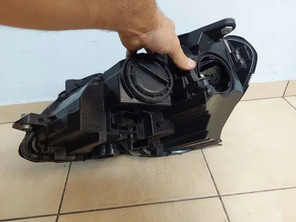 Mercedes C-Klasse W204 Koplamp Links Rechts A2048209559 image 9