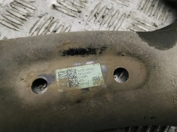 Hyundai Kona I 2020 Braccio di controllo anteriore destro OEM image 4