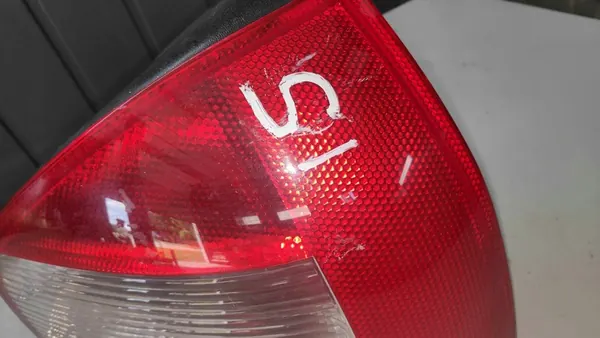 Luz Trasera Derecha Audi A3 8L Lift 01-03 image 3