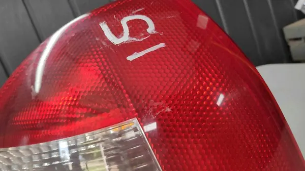 Luz Trasera Derecha Audi A3 8L Lift 01-03 image 4