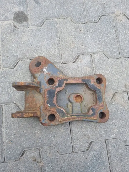 OEM 5010600956 Jousituskiinnitys Taka image 2