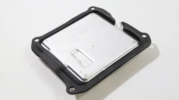 Tesla X 2015 Rechter Voordeur Controller Module 1050183-00-F image 4