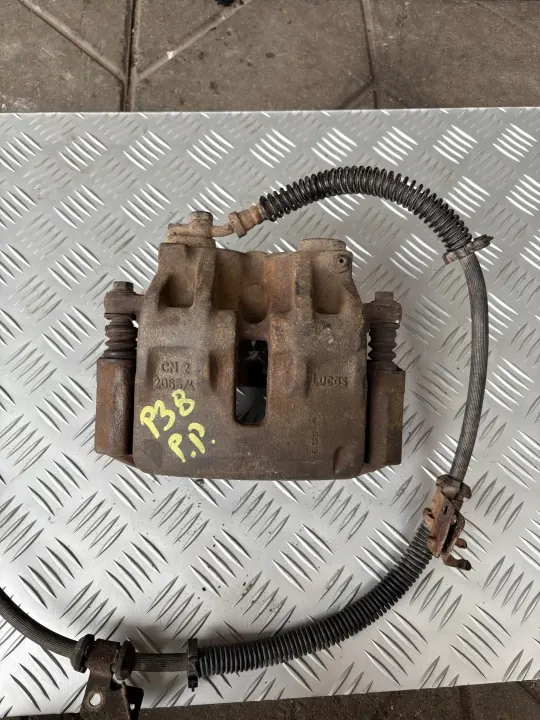 Bromsok Land Rover OEM Vänster Fram P38 94-02 image 2
