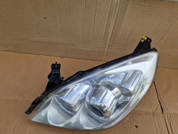2005 Opel Vectra Faro Delantero 93192377 image 4