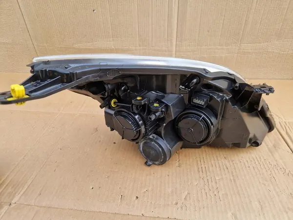 2005 Opel Vectra Faro Delantero 93192377 image 5