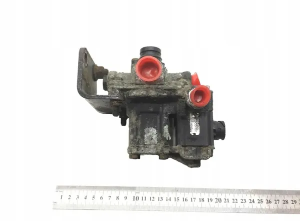 Válvula de relé MAN OEM 81521806021 - Usada image 2