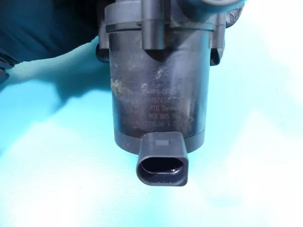Wasserpumpe OEM 1K0965561 für Audi A3 8P 1.8 TFSI image 6