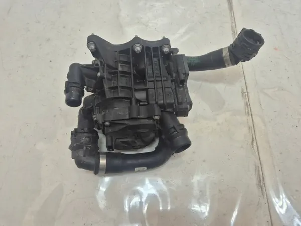 Pompe thermostat BMW OEM 8642560-04 Occasion image 3