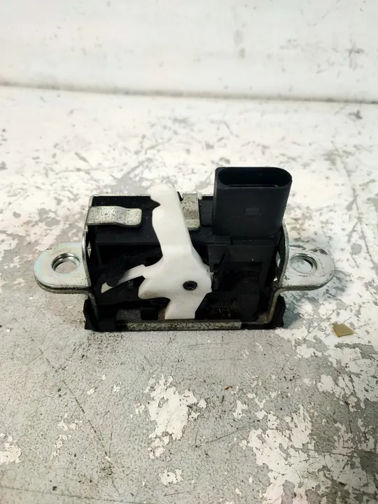 Audi OE 4F5827505D baklucka lås image 2