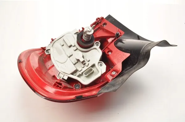 MERCEDES W156 LUZ TRASERA IZQUIERDA A1569060758 image 5