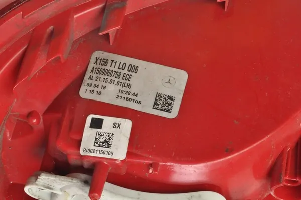 MERCEDES W156 LUZ TRASERA IZQUIERDA A1569060758 image 9